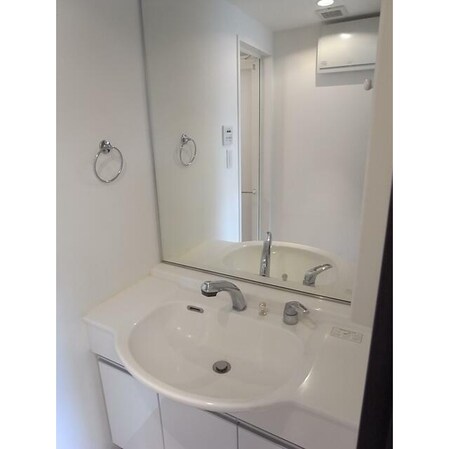 ユニフォート目黒中町の物件内観写真